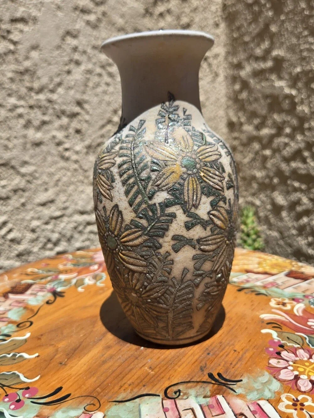 VTG Ceramic Vase Carved Botanical Floral Fern Sgraffito Decor Made In China